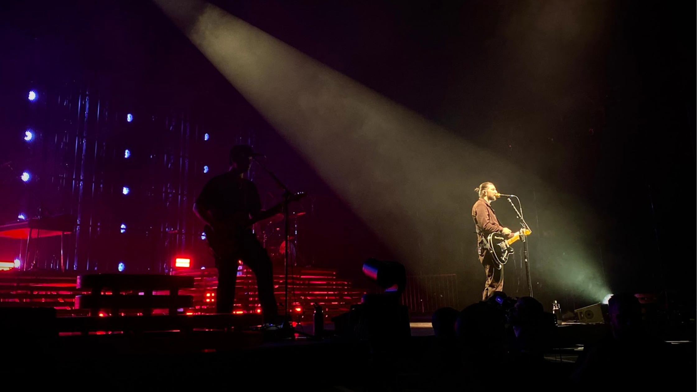 noah kahan on stage in brussels, belgium